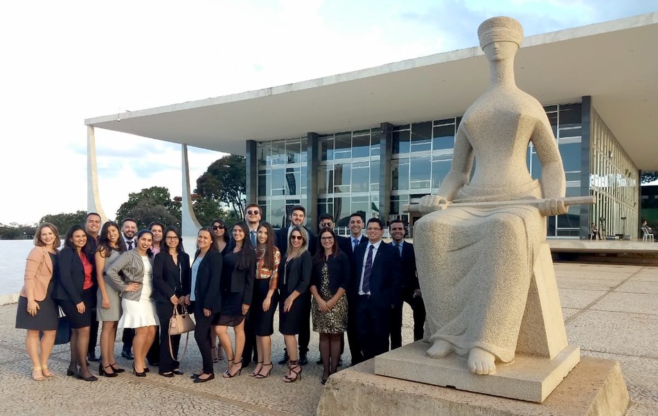 Grupo visitou tribunais e estruturas dos três poderes