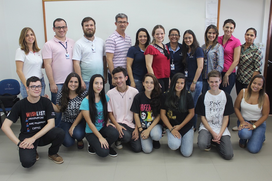 Participantes do Programa Institucional de Bolsas de Iniciação Científica para o Ensino Médio (PIBIC-EM)